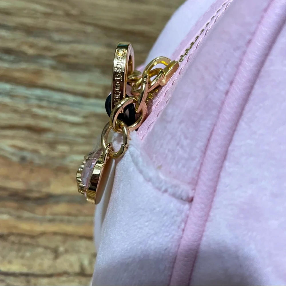 Juicy Couture - Picture 9 of 13